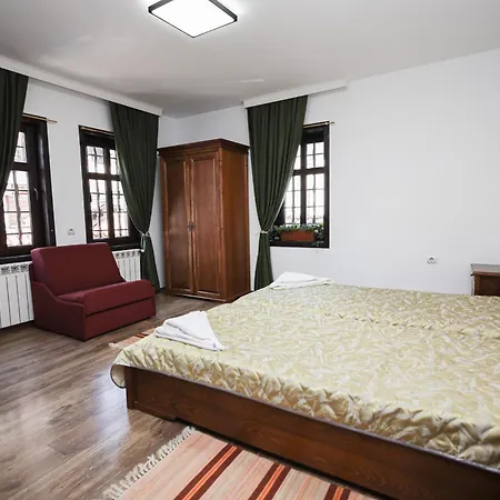 Enchevite Strannopriemnitsi 3* Zlatograd