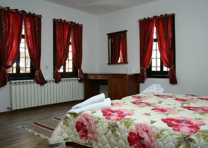 Pensjonat Enchevite Strannopriemnitsi 3*