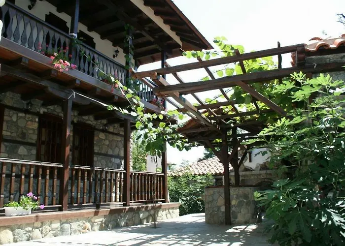 Enchevite Strannopriemnitsi Pensjonat Złatograd