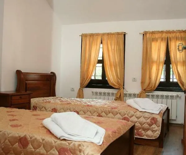 Pensjonat Enchevite Strannopriemnitsi Złatograd