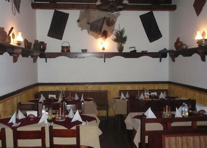 Pensjonat Enchevite Strannopriemnitsi 3*